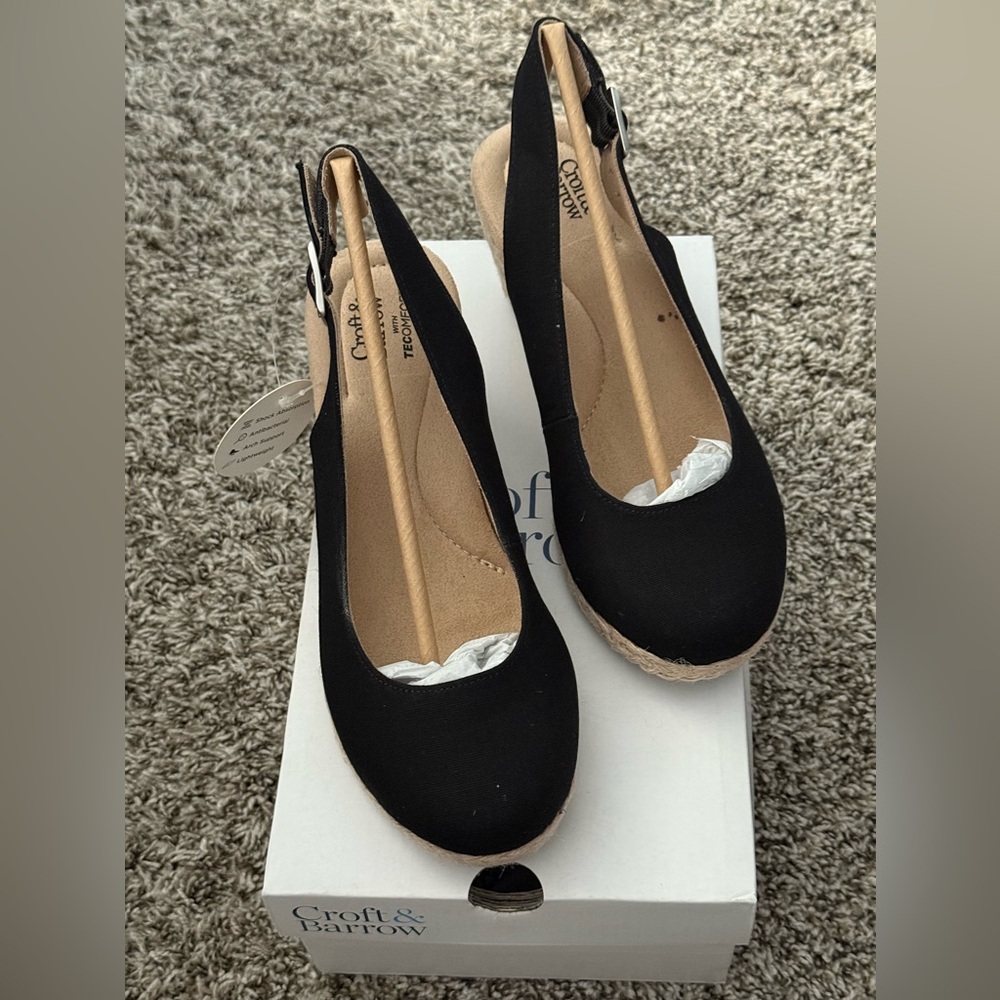 Croft & Barrow Black Espadrille Wedges - Picture 2 of 4